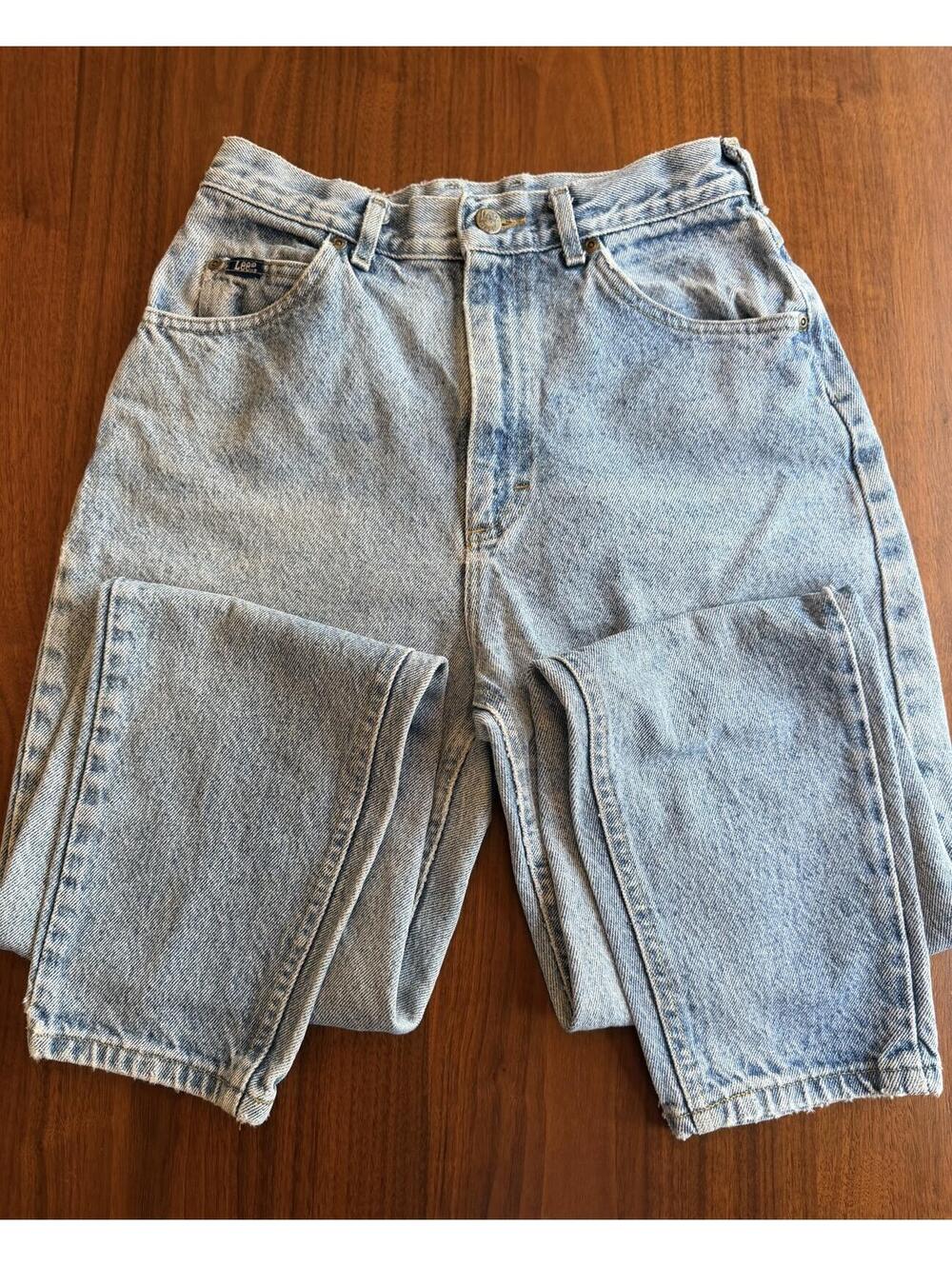 Vintage Lee Light Wash High-Rise Relaxed Fit Denim Jeans - Size 8M